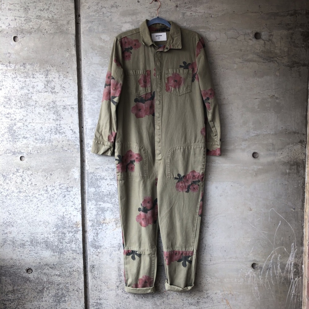 One Teaspoon jumpsuit small, brand new with tags, khaki with hibiscus flowers